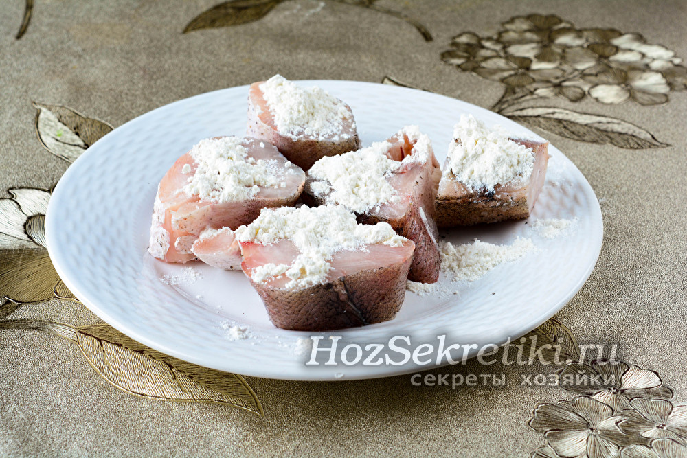 минтай в духовке