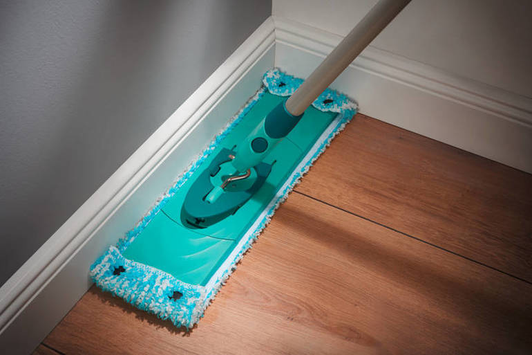 швабра для мытья пола с микрофиброй