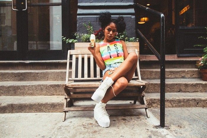 Белые кеды на толстой подошве