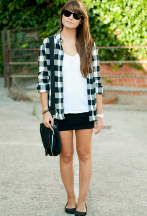 как носить клетчатую женскую рубашку