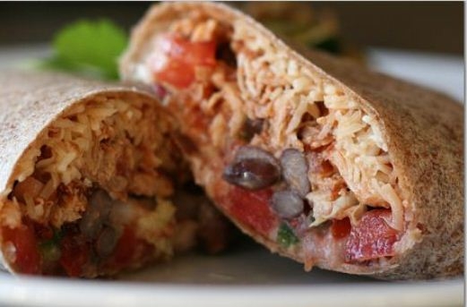 Мексиканское бурито с рисом и курицей