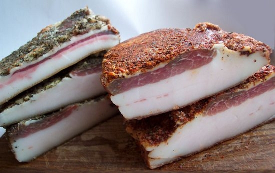 Как быстро и вкусно засолить сало?
