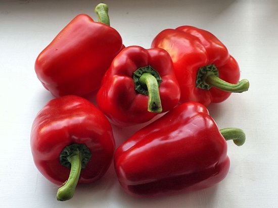 Лечо из болгарского перца: как правильно выбрать и подготовить продукты?
