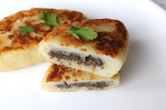 Как приготовить зразы с грибами?