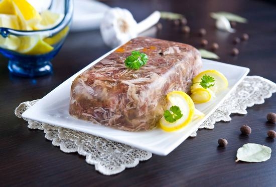 Холодец из свиной головы: рецепты