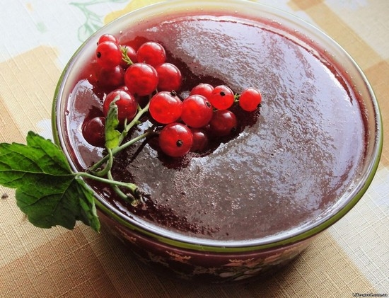 желе из красной смородины