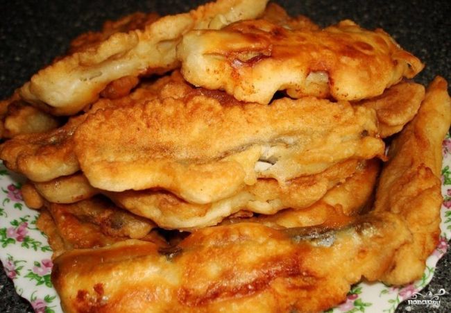 Мойва, запеченная в яйце
