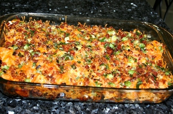Печеная картошка с курицей в духовке