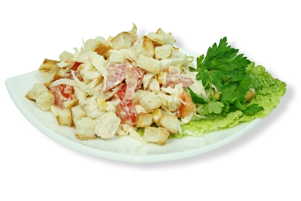Салат с ветчиной и капустой: как приготовить?