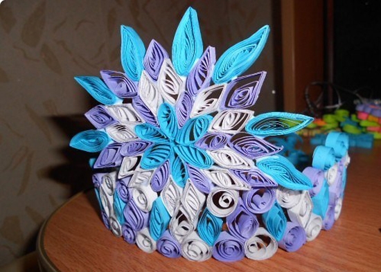 Корона из бумаги для снежинки