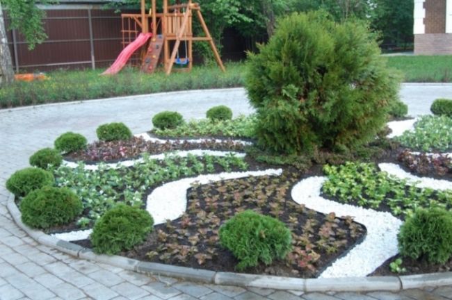 Клумбы из камней своими руками