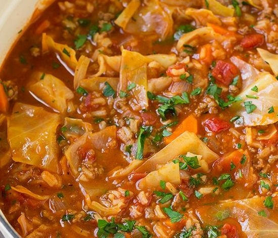 Тушеная капуста с рисом и грибами