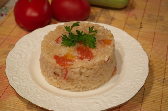 Рис с курицей на сковороде, приготовленный по этому рецепту