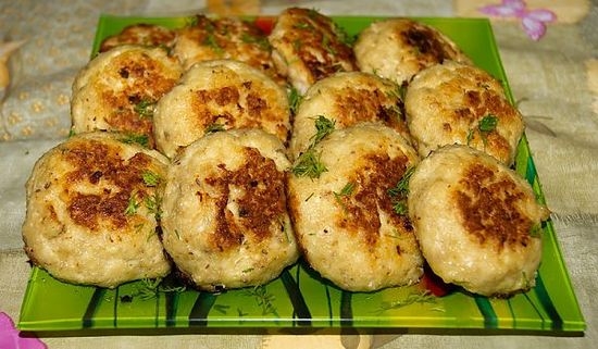 Рыбные котлеты с творогом