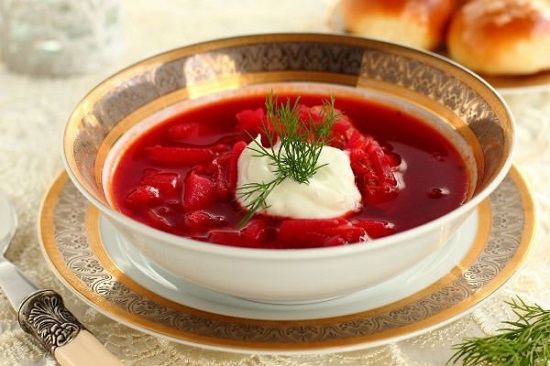 Украинский красный борщ