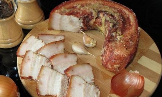 Грудинка в луковой шелухе: рецепты с фото
