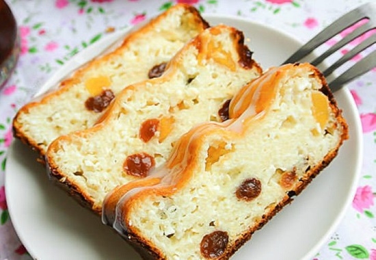 запеканка творожная: рецепт с манкой и изюмом