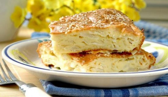 Заливной пирог с капустой в мультиварке