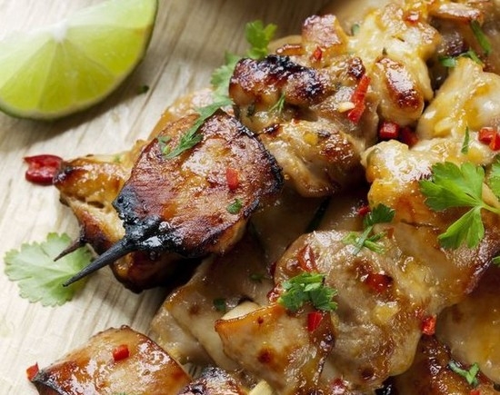 Шашлык в мультиварке из свинины и курицы