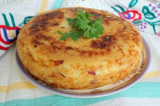 «Бабка» с сыром и беконом
