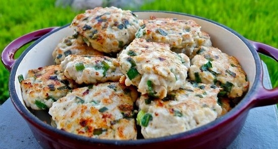 Как приготовить рубленые котлеты из курицы?