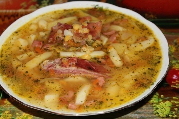 Гороховый суп с копченой курицей